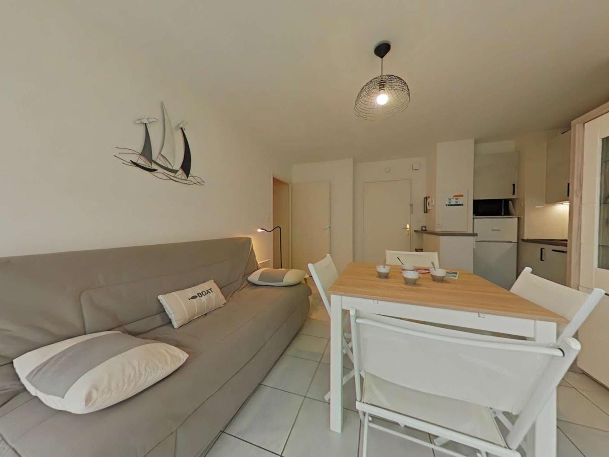 Appartement Saint-Gilles-Croix-de-Vie, 2 pièces, 4 personnes - FR-1-224-783 Esterno foto
