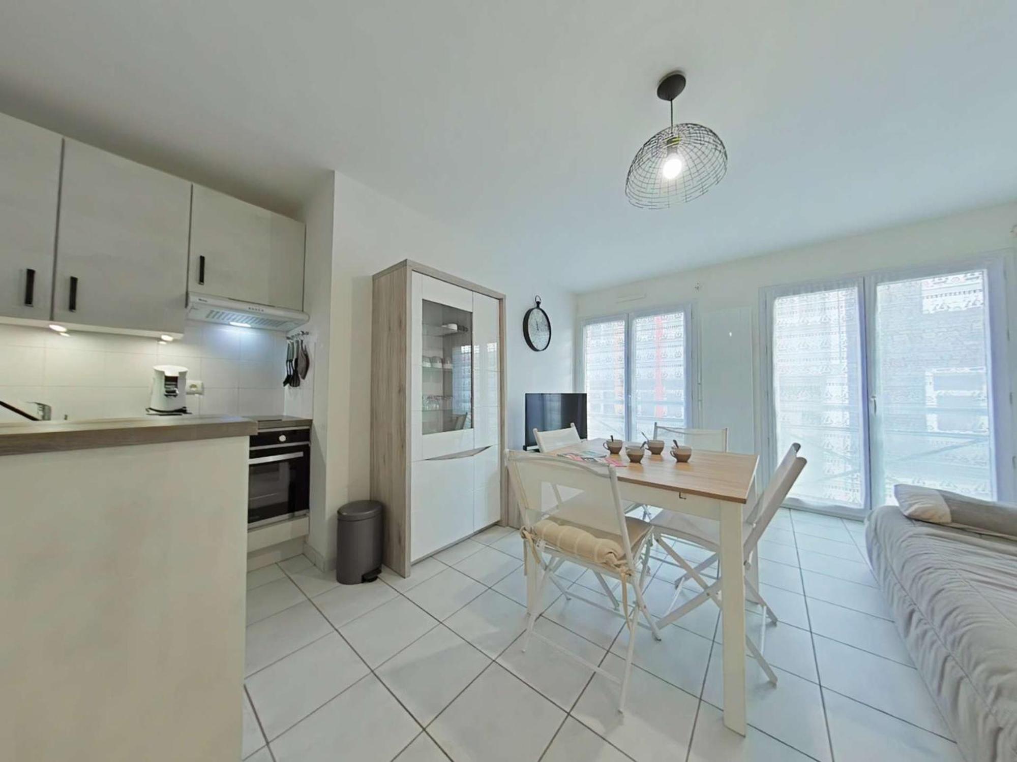 Appartement Saint-Gilles-Croix-de-Vie, 2 pièces, 4 personnes - FR-1-224-783 Esterno foto